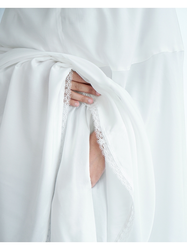 DANIYA TELEKUNG - WHITE
