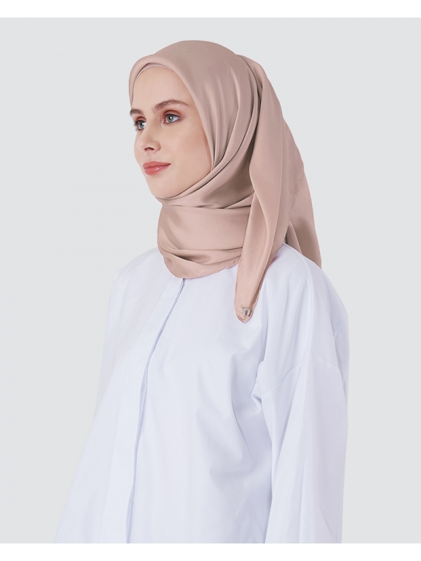 SWARA SATIN SQUARE - ROSE CLOUD