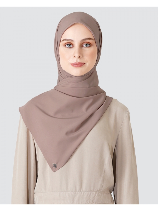 SOFIE COTTON SATIN SQUARE - LIGHT BROWN NUT