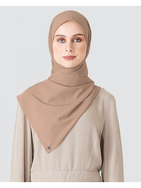 SOFIE COTTON SATIN SQUARE - SMOKEY SAND