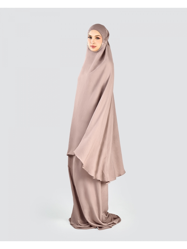 AQSA TELEKUNG - HYDRANGEA