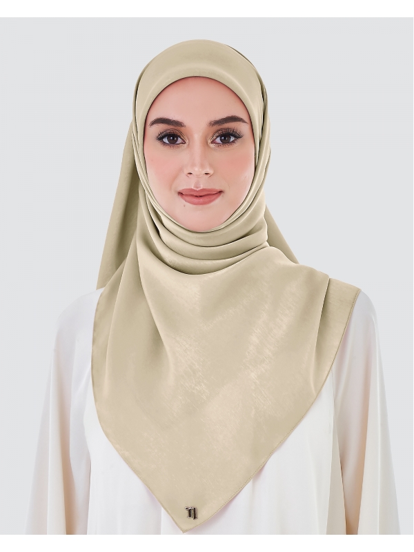 ASHA SATIN SQUARE - CAMEL