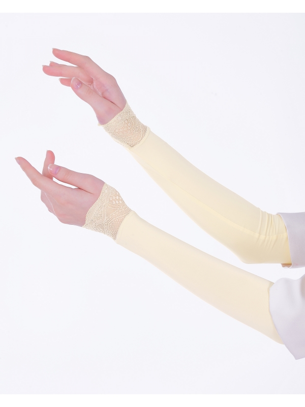 NWEAR AURA LACE HAND SOCKS - CREAM