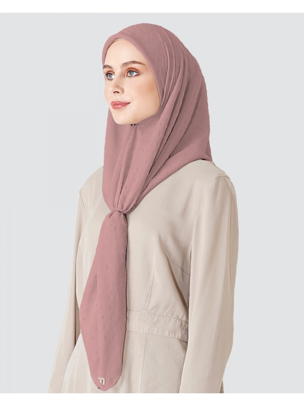 DOTTED SQUARE - MEDIUM DUSTY PINK-RED