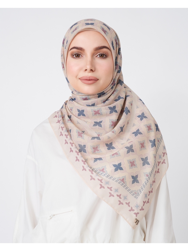 ECHO GEOMETRIC SQUARE - LIGHT NUDE