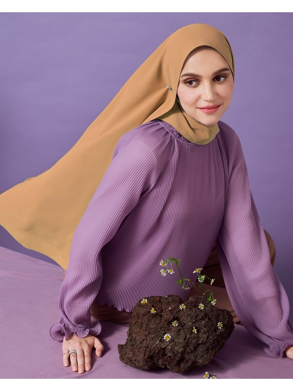 MAYA MATTE SATIN SHAWL - PUMPKIN