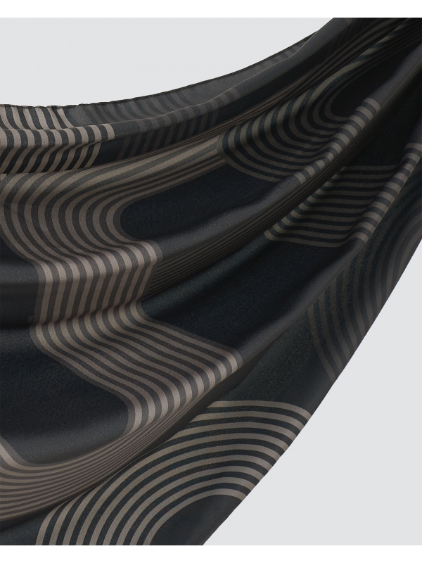 MONOGRAM MANIA SHAWL - BLACK