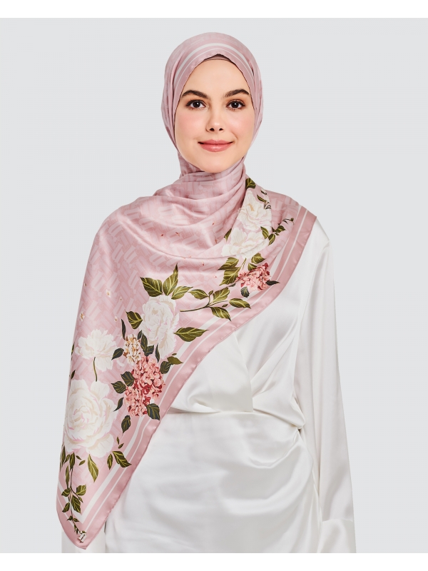 THE 8IRTHDAY COLLECTION - FLORAL MONOGRAM SHAWL - DUSTY PINK