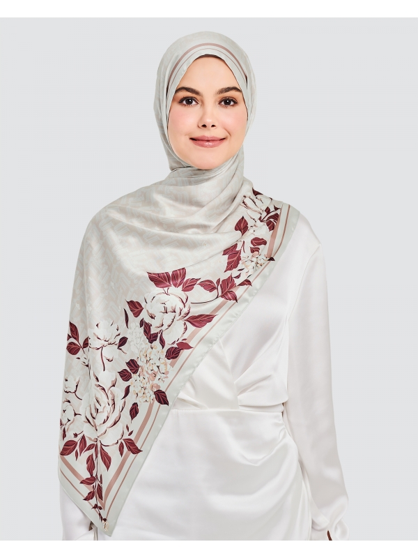 THE 8IRTHDAY COLLECTION - FLORAL MONOGRAM SHAWL - NUDE