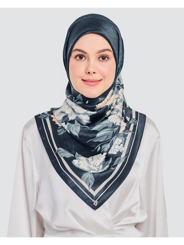 THE 8IRTHDAY COLLECTION - FLORAL MONOGRAM SQUARE - DARK BLUE