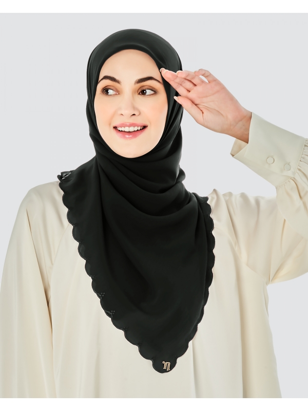SALOMA EMBROIDERED TEXTURED SQUARE - BLACK