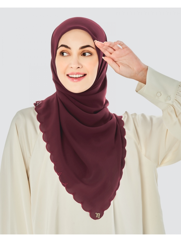 SALOMA EMBROIDERED TEXTURED SQUARE - RUBY RED