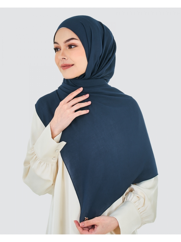 RANIA TEXTURED RAYON SHAWL - DARK NAVY