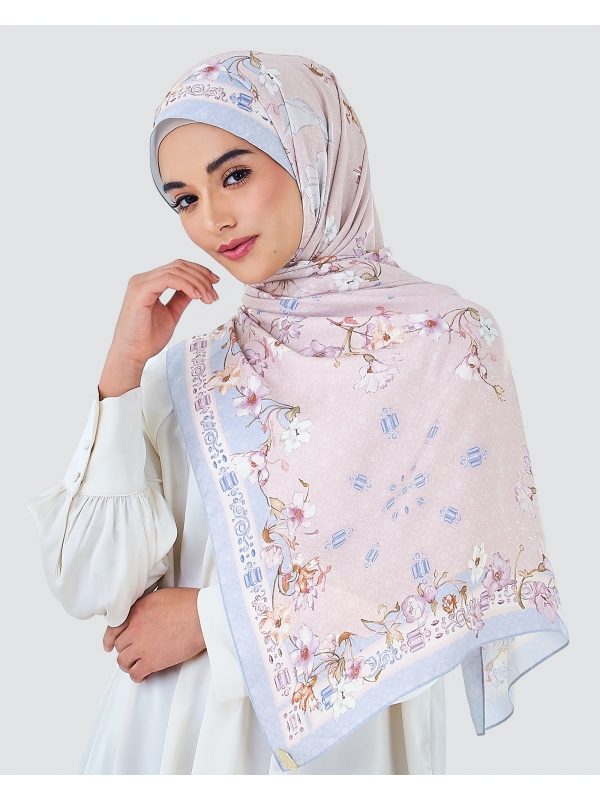 DISNEY X NAELOFAR PRINCESS AURORA SHAWL - CLOUD