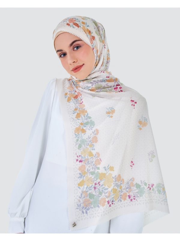 WHIMSICAL SHAWL - HONEY