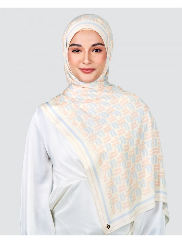 MONOGRAM SHAWL - MARSHMALLOW