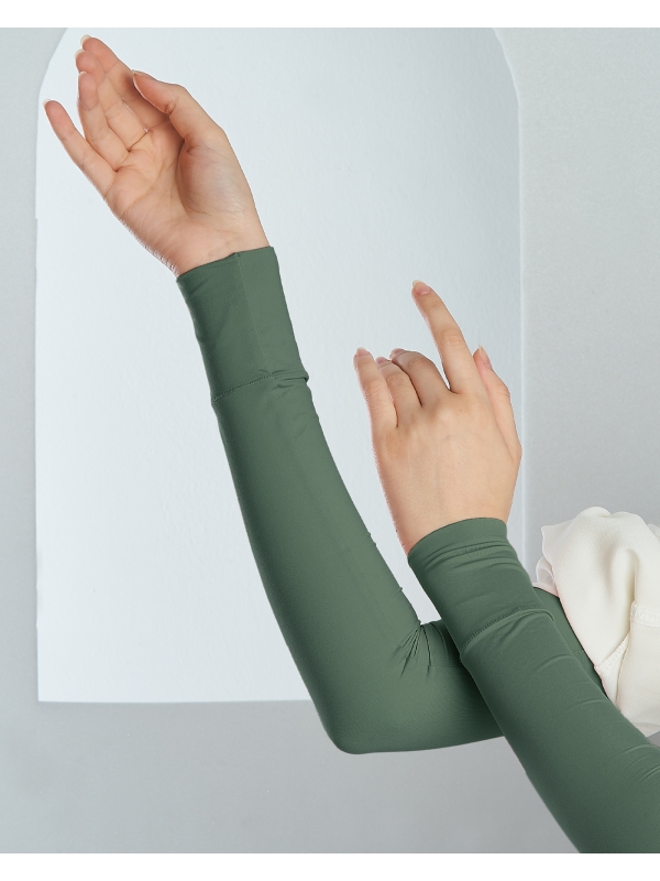 NWEAR AURA HAND SOCKS - DEEP OLIVE