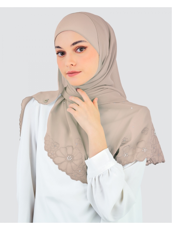 KIRANA CRYSTAL SHAWL - PANNA COTTA