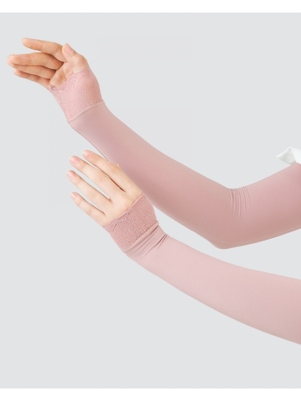 NWEAR AIRA SCALLOP HAND SOCKS - BLOSSOM