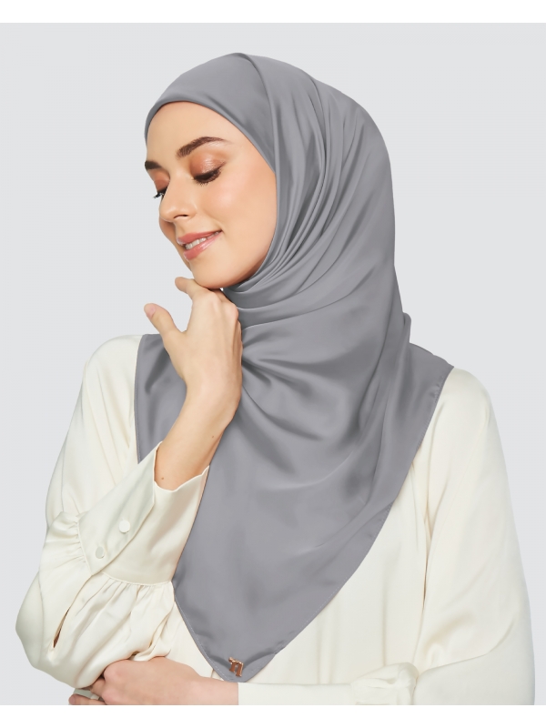 SWARA SATIN SQUARE - ALUMINIUM GREY