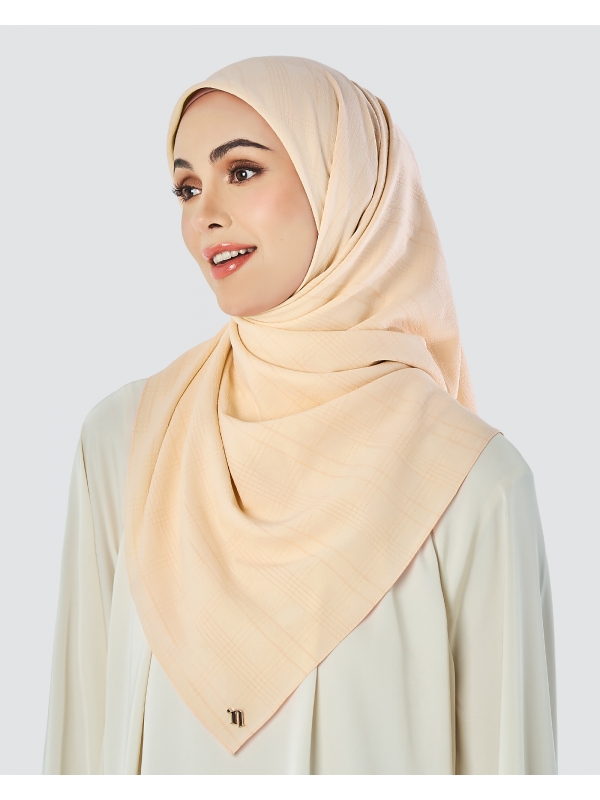 X-PRESS TEXTURED CHIFFON SQUARE - OATMEAL