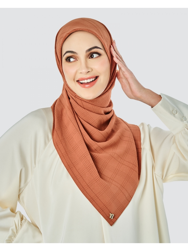 X-PRESS TEXTURED CHIFFON SQUARE - SPICE