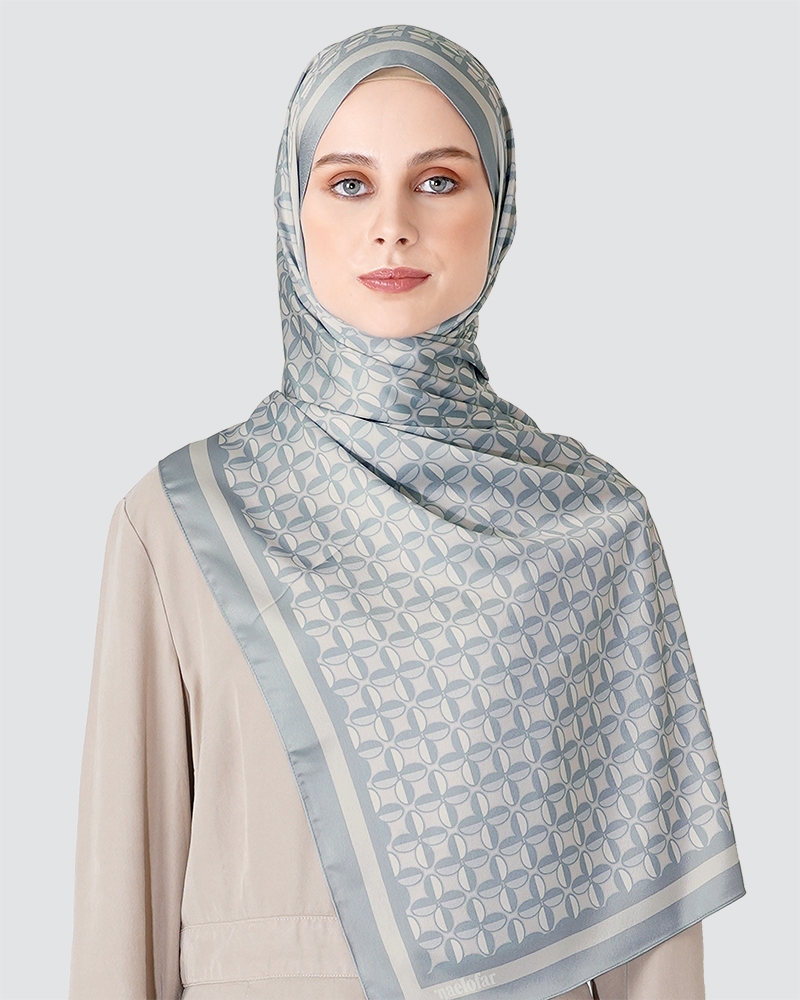 ARMA SHAWL - MEDIUM GREY CYAN-BLUE
