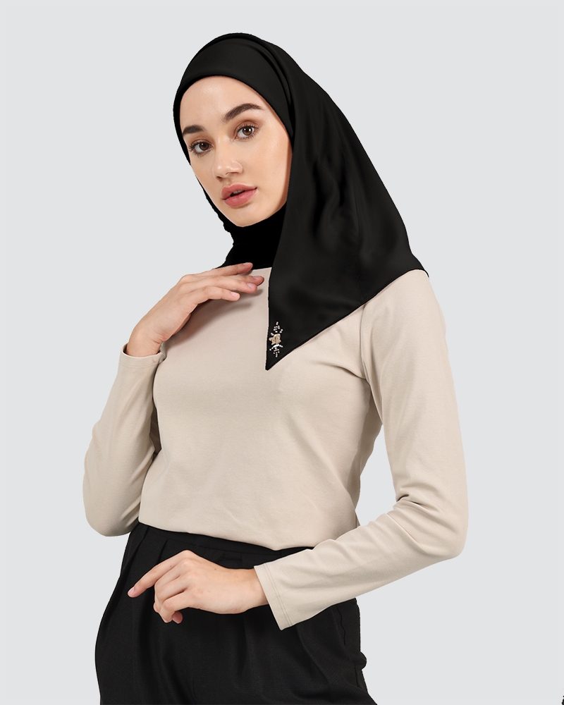 DELIKA - BLACK