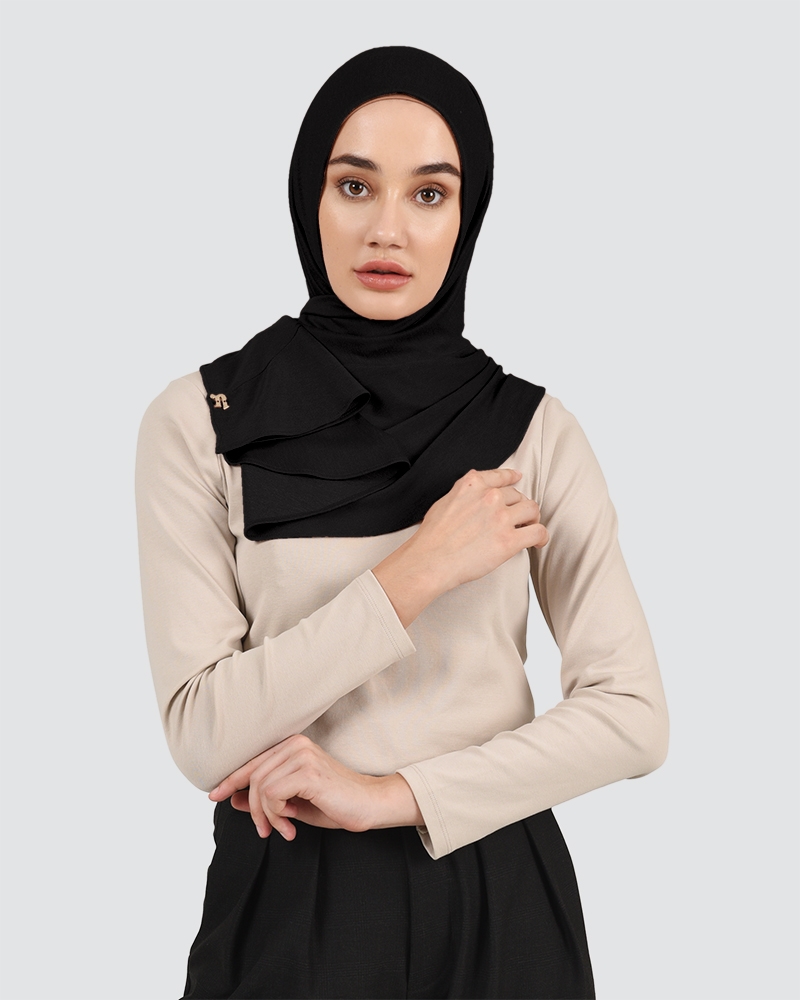 RUFFLED DENIM - BLACK