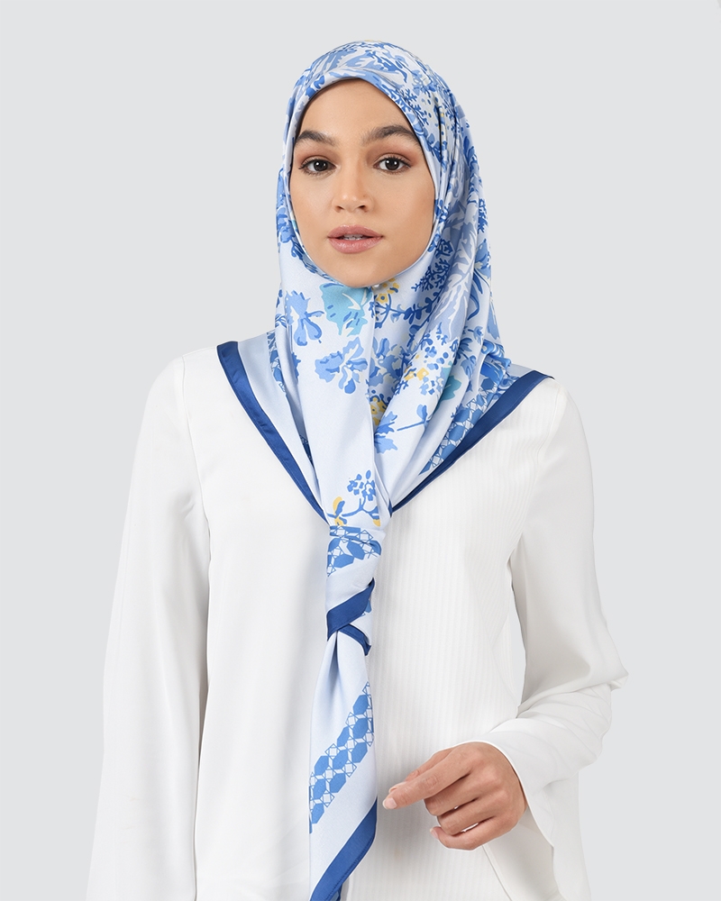 LOREA - MEDIUM POWDERY BLUE