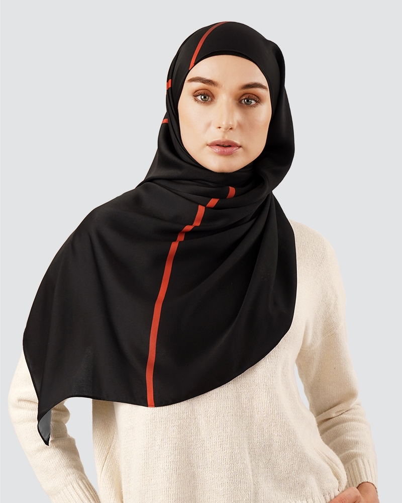 GO FAR LIBERTE - BLACK (SHAWL)