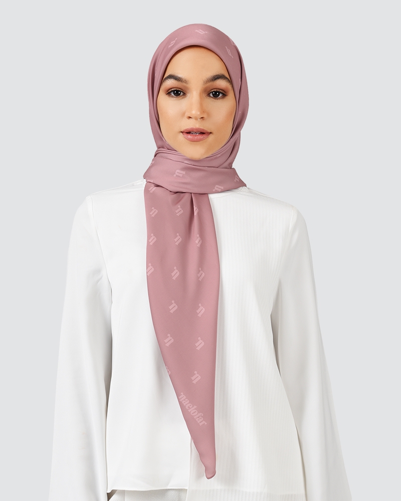 GO FAR MODA - SMOKEY BRICK RED (SQUARE)