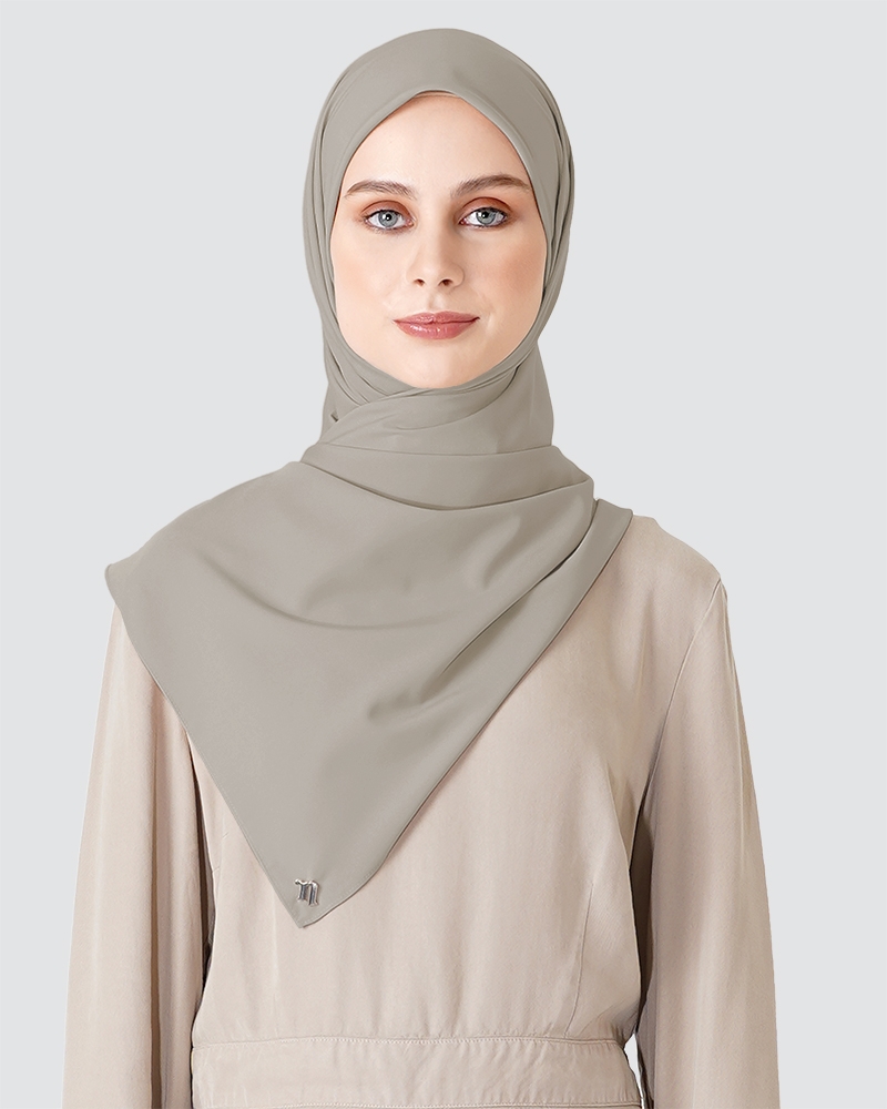 SOFIE COTTON SATIN SQUARE - DUSTY GREY CLAY