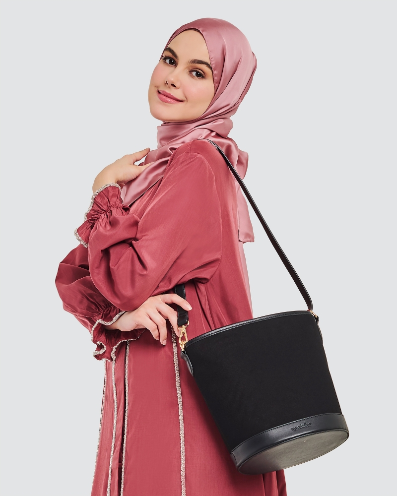 THE BUCKET BAG - CANVAS EDITION - BLACK
