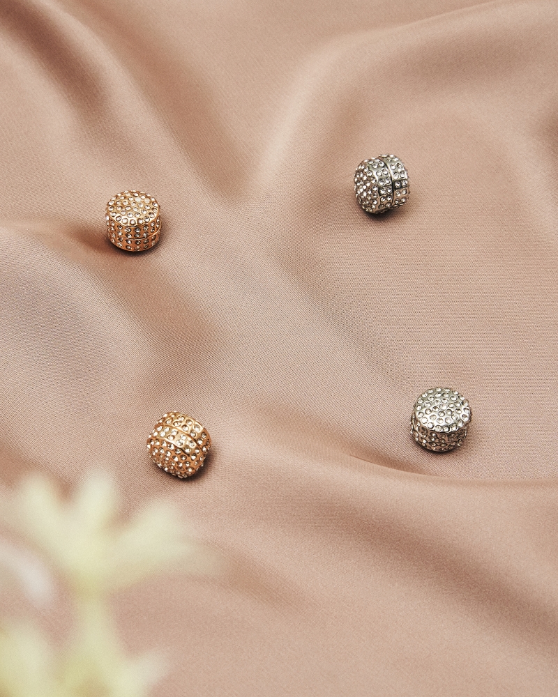 CRYSTAL MAGNETIC PIN - GOLD