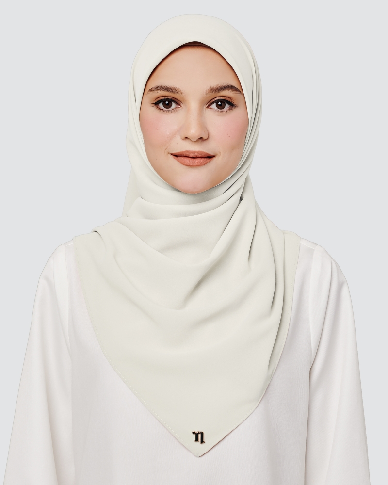 MAYA MATTE SATIN SQUARE - CLAY