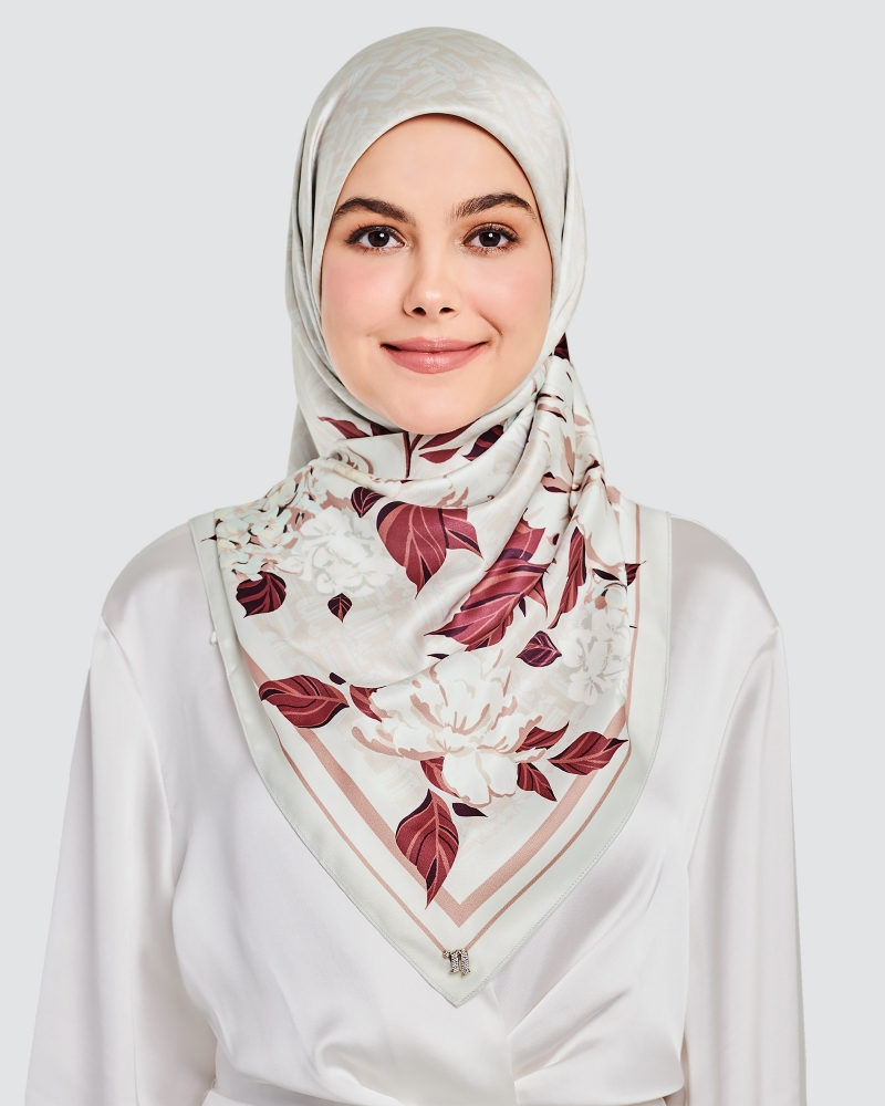 THE 8IRTHDAY COLLECTION - FLORAL MONOGRAM SQUARE - NUDE