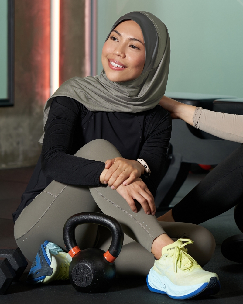 nPOWER SPORTS HIJAB - CARBON