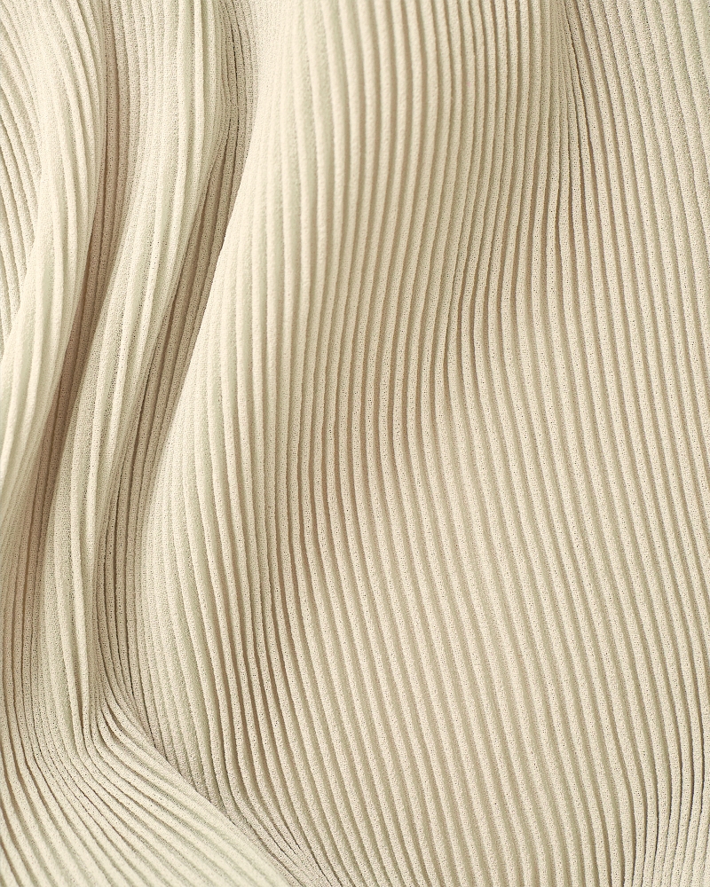 PIYA PLEATED TRIANGLE - LIGHT CREAM
