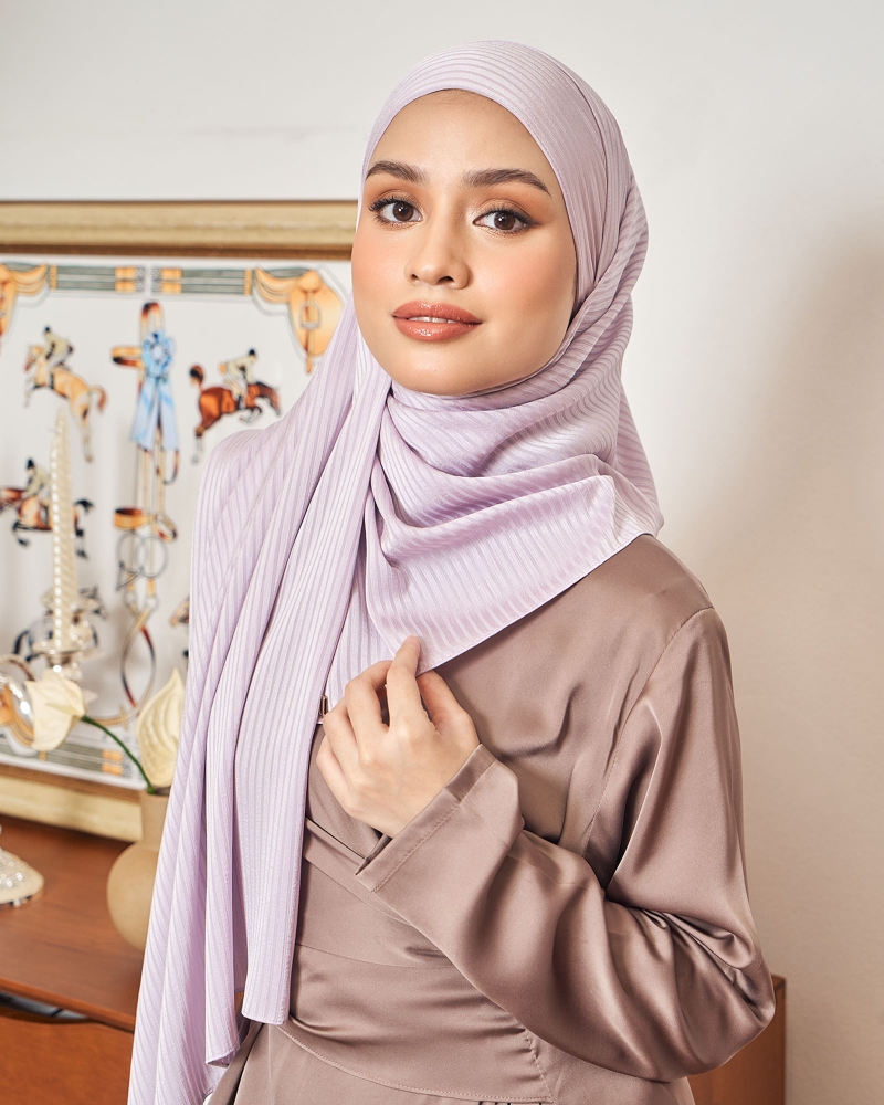 SERENA SHAWL - WISTERIA
