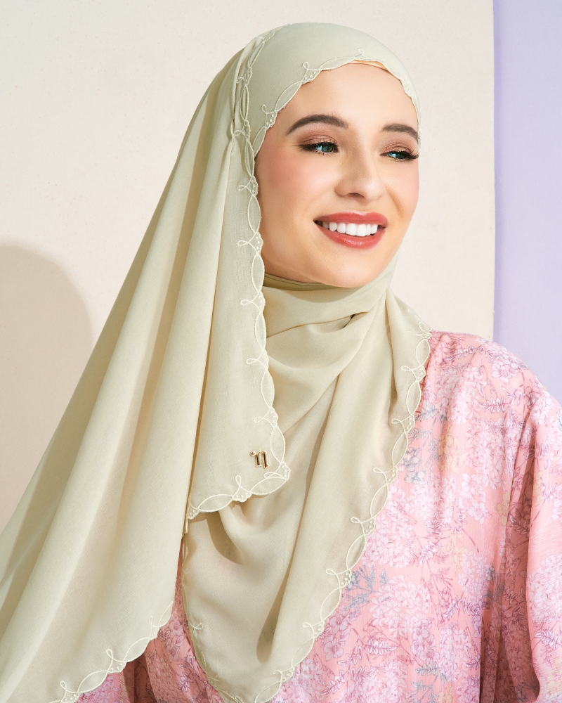 SERI EMBROIDERED SHAWL - YOGURT