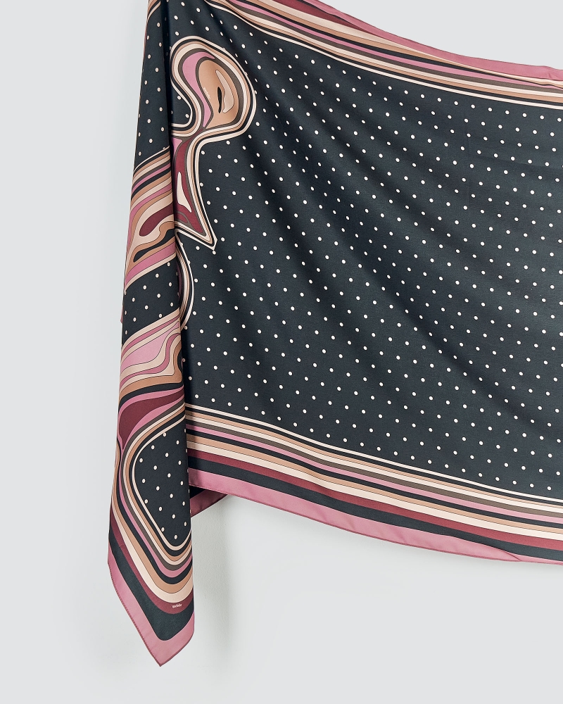 SUNDAE SHAWL - BLACK FOREST