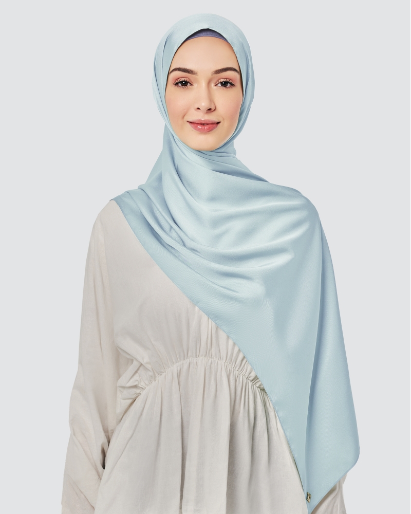 TAHIRA SATIN TWILL SHAWL - LIGHT BLUE