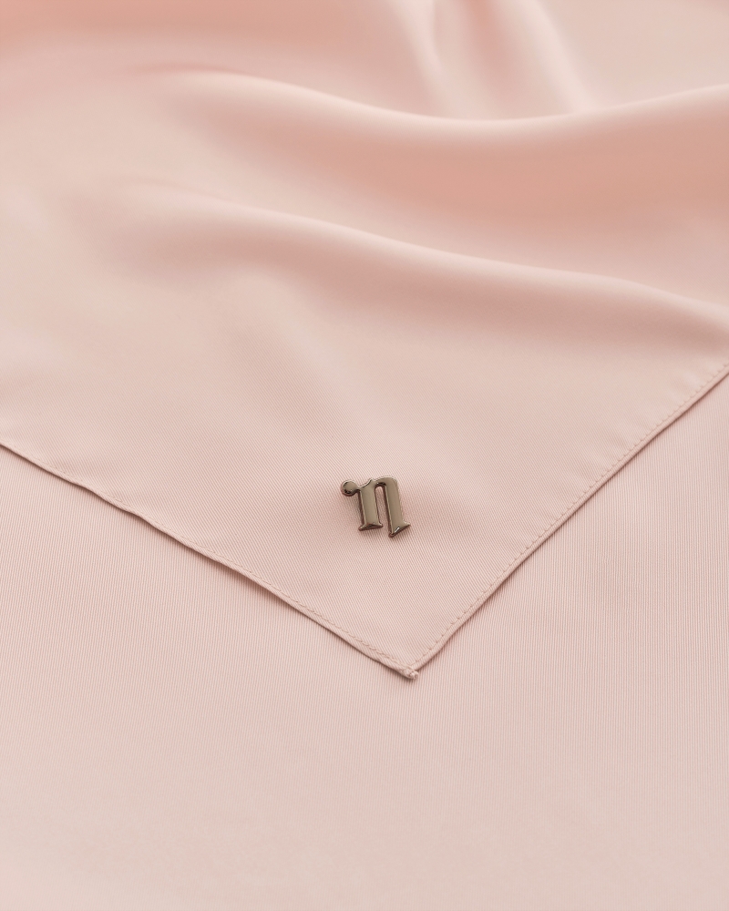 TAHIRA SATIN TWILL SHAWL - PEACH