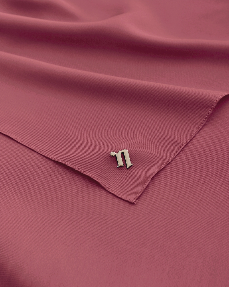 TAHIRA SATIN TWILL SHAWL - PLUM