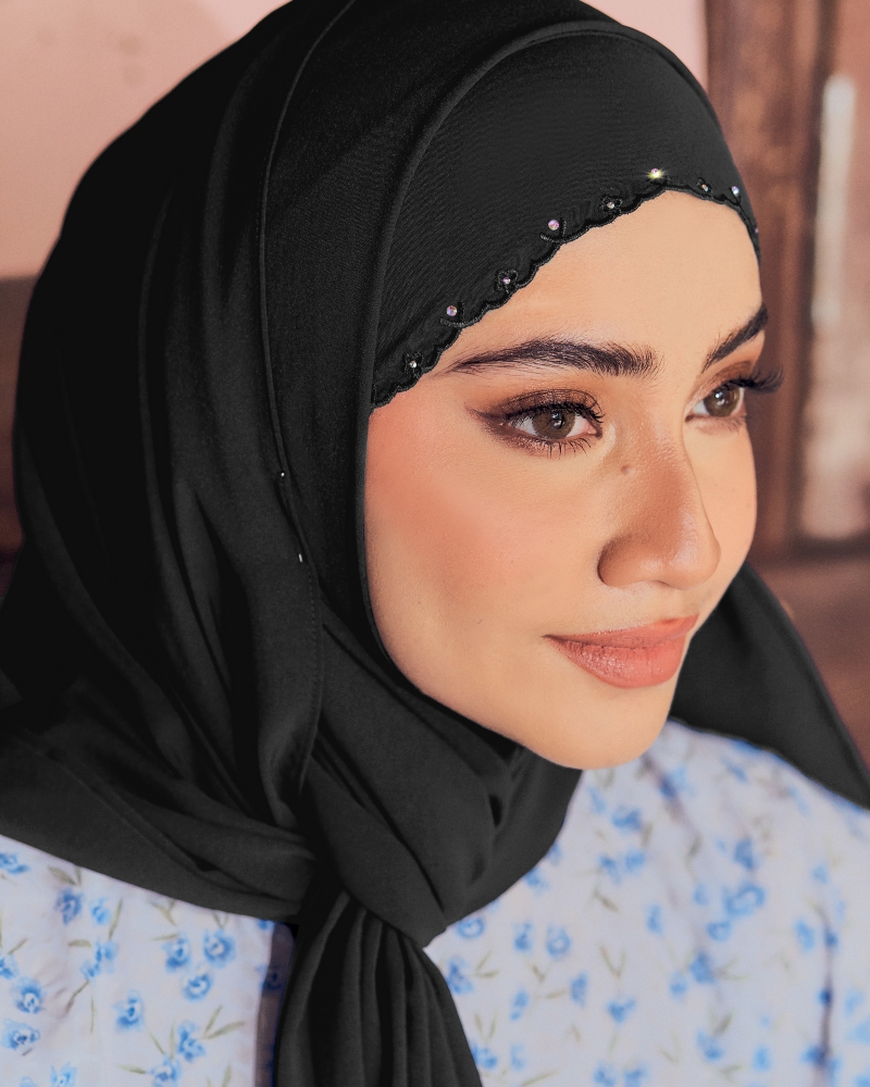 WIDURI EMBROIDERED CRYSTAL SEMI-INSTANT SHAWL - BLACK